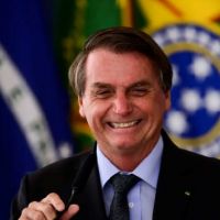 Bolsonaro e ex-assessores são indiciados pela PF por rolo das joias  