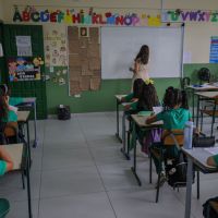 Inscrições para o maior concurso da Educação de SC começaram; veja cargos e salários  