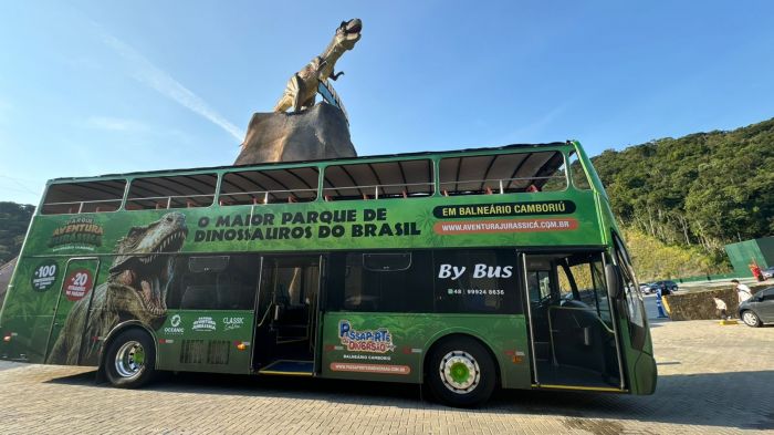 Ônibus turístico já está à disposição dos visitantes 
(Foto: Divulgação)