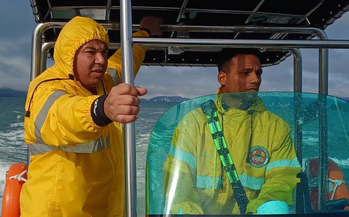 Mau tempo e frio atrapalham o trabalho dos socorristas (Foto: Divulgação CBMSC)