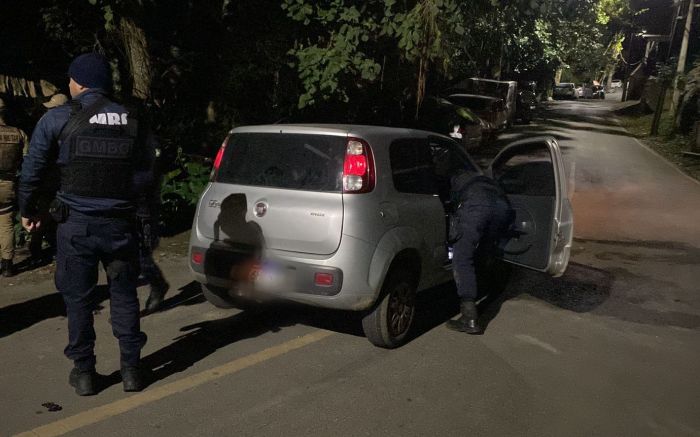 Houve disparos contra a Guarda Municipal e um dos bandidos fugiu

 (Foto: Divulgação/GMBC)