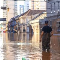 Como os desastres climáticos podem ajudar a reeleger prefeitos