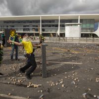 Por que candidato a prefeito de Itajaí usa tornozeleira eletrônica 