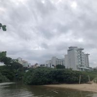 Frente fria e ciclone podem trazer temporais pra SC  