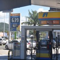 Pesquisa do Procon mostra alta de preços da gasolina e diesel   