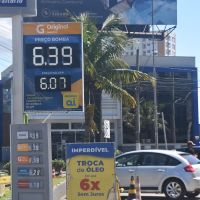 Procon e MP vão investigar alta no preço da gasolina em SC