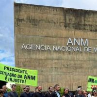 Vale e outras mineradoras dão calote bilionário e afetam municípios de Minas Gerais e Pará