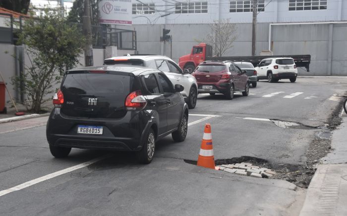 Prefeitura faz operação para a recuperação dos estragos

(Foto: João Batista)