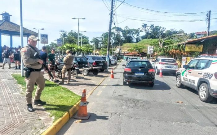 Fiscalização  continuará durante a temporada de verão (Foto: Reprodução PMSC)