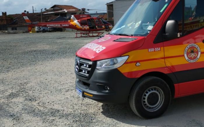 Helicóptero Arcanjo foi acionado, mas homem morreu no local (Foto: Divulgação/CBMSC)