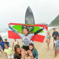 Itajaiense de 13 anos conquista etapa do Brasileiro de surfe 