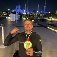 Lutador de Balneário Camboriú é campeão mundial de jiu-jitsu adaptado