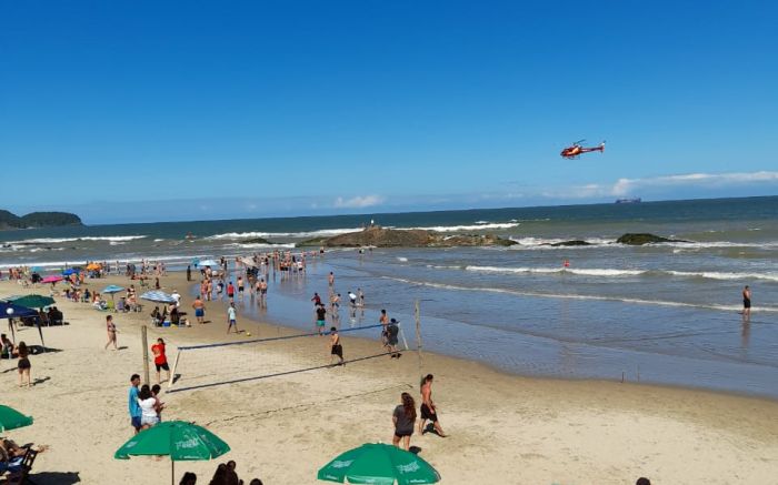 Afogamento foi perto da pedra do Miraguaia, na praia do Gravatá (Foto: Divulgação/CBMSC)