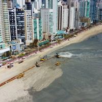 Documentário registra obra do alargamento da Praia Central de BC