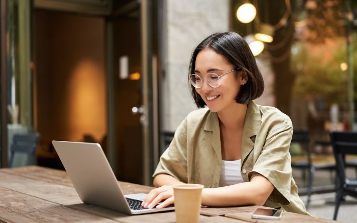 Programa Universitário-Empresas conecta estudantes a oportunidades e subsidia parte das bolsas para empresas participantes (Foto: Envato)