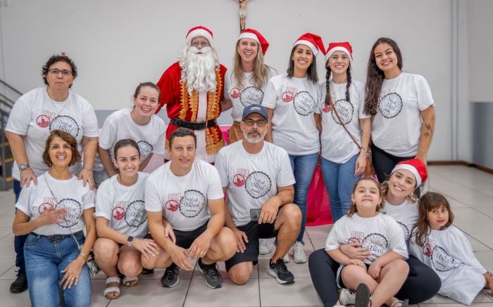 Crianças do Latarte vivenciaram Natal mágico com a FG Empreendimento (Foto: Divulgação/FG Empreendimentos)