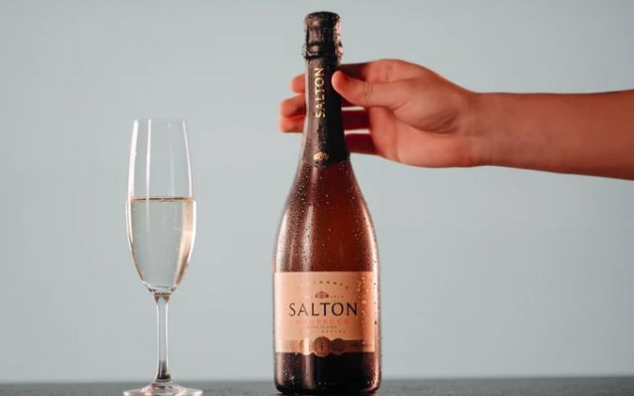 O Salton Prosecco, um espumante leve e refrescante, representa a tradição e inovação da vinicultura brasileira (Foto: divulgação)