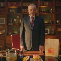 Advogados ganham hambúrguer de graça em nova campanha de fast food