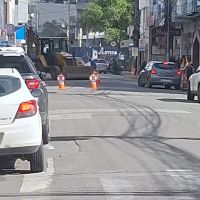 Rua 15 de novembro continua interrompida no centro