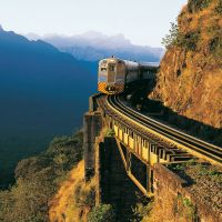 Passeio de trem Curitiba-Morretes é eleito um dos melhores do mundo