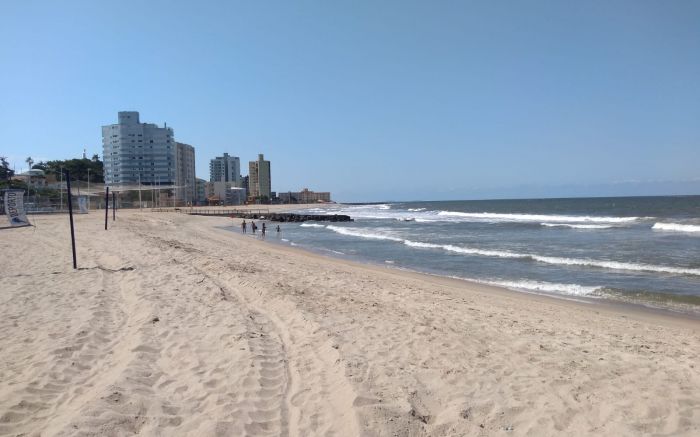 Um dos pescadores foi resgatado com cortes nas mãos e na nádega (Foto: Ilustrativa/Univali)