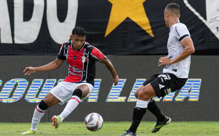 Com poucas emoções, duelo acabou empatado em 0 a 0. Foto: Luiz Viera/JEC