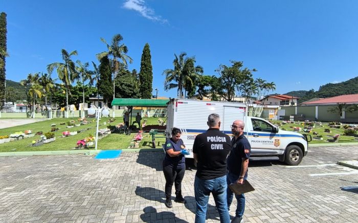 Corpo já passou por exames no IML (Foto: Divulgação PCSC)