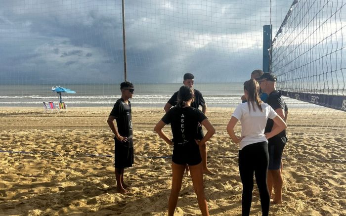 Time fará peneira às 8h na praia do Perequê (Foto: Divulgação/ASEVOC)