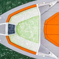 Okean Yachts estreia  iate de luxo com piscina no Miami Boat Show 