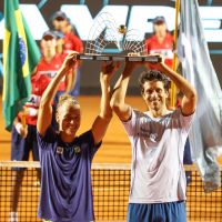 Tenista de Itajaí é bicampeão do Rio Open nas duplas