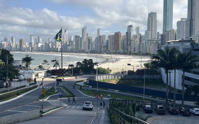 Polêmica da preservação da vista da praia Central já dura 20 anos (Foto: Anderson Davi)