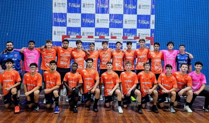 Handebol Itajaí busca classificação para campeonato nacional em Brasília (Foto: Divulgação)