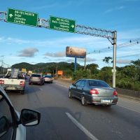 BR 101 está "um mar de almirante" neste início de feriadão