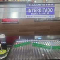 Vigilância interdita três restaurantes na rua Brusque