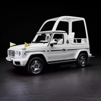 Vaticano tem novo papamóvel elétrico da Mercedes
