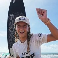 Itajaiense Valentina Zanoni é campeã brasileira sub-14 de surfe