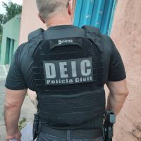 Cai a casa da quadrilha das caminhonetes