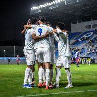 Barra visita o Joinville para manter a liderança do grupo 8