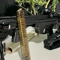 Traficante de Navegantes é preso com arma feita em impressora 3D e drogas