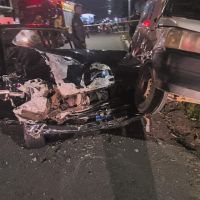 Passatão tunado acerta Fiorino em cruzamento do São Vicente