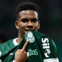 Palmeiras pode ampliar vantagem na liderança contra o Flamengo