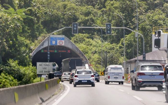 Sentido sul deve ficar bloqueado por uma hora (Foto: Arquivo)