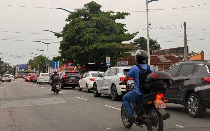 Principais entradas de Itajaí estão tomadas pelo trânsito (Foto: Arquivo)