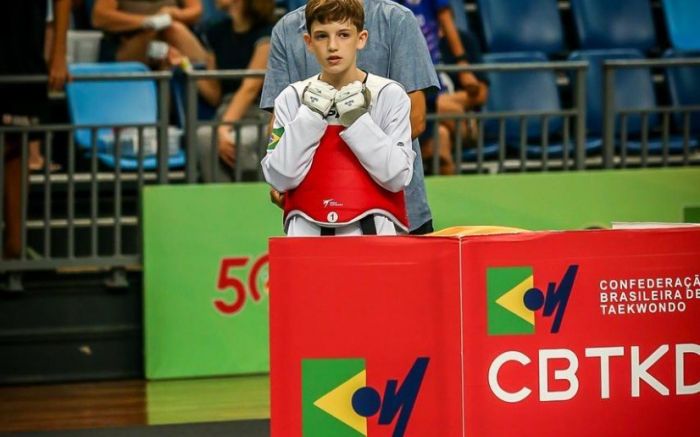 Gabriel tem 14 anos e já foi campeão mundial escolar (Foto: Divulgação)