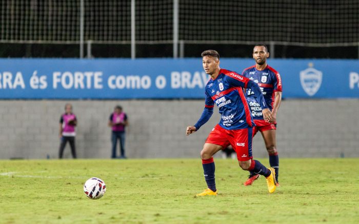 Marcílio ocupa apenas o sétimo lugar no grupo 8 (Foto: Tiago Vasconcelos)