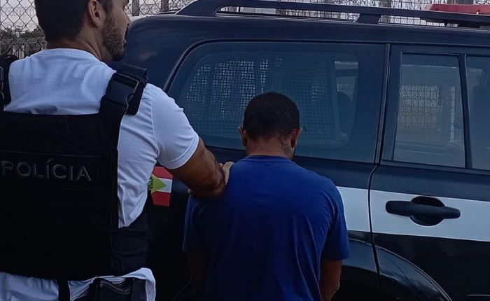 Um dos presos estava envolvido em tiroteio no bairro São Paulo (Foto: Divulgação/PCSC)