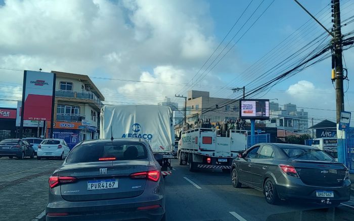 A mobilidade hoje exige paciência e atenção; a dica é se programar, sair mais cedo e evitar as áreas centrais (Foto: Arquivo)