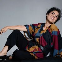 Cantora peixeira lança releitura após 15 anos afastada da cena musical