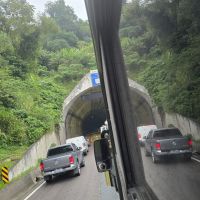 Trânsito trava nos dois sentidos da BR 101 entre Itajaí e Balneário Camboriú