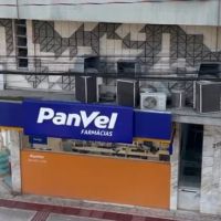 Moradora de Itajaí reclama de barulho do ar-condicionado de farmácia central